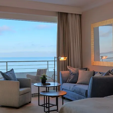 Grand Hotel Seeschloesschen Sea Retreat & Spa Timmendorfer Strand Exterior photo